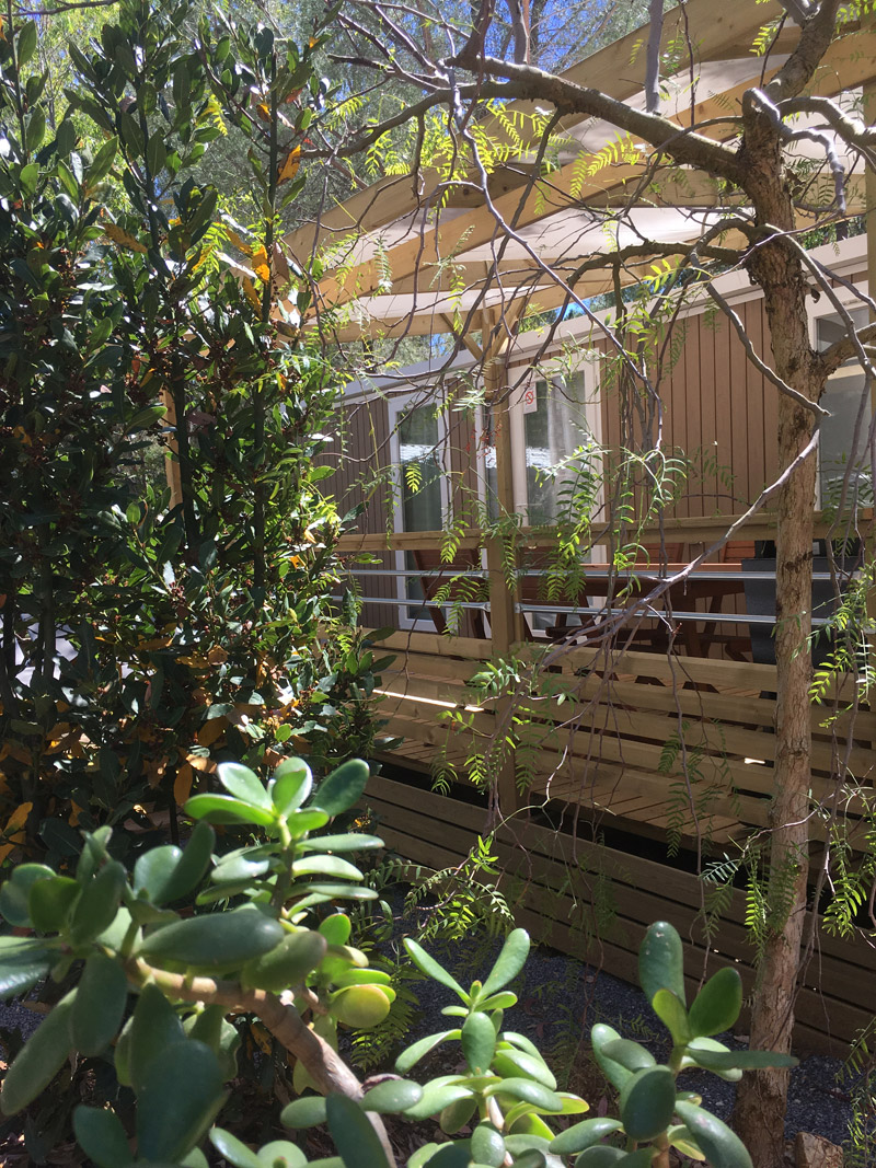 Mobile-home de luxe avce jardin dans le Var