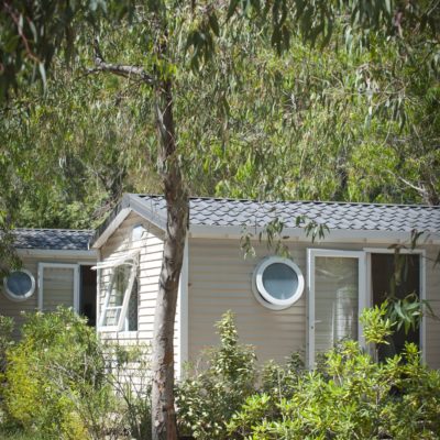 Location mobile-home climatisé La Londe camping piscines chauffées