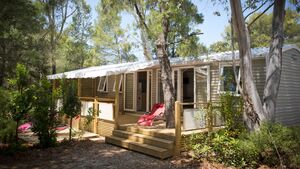 Mobile-home 6 personnes Premium en camping 4 étoiles dans le Var