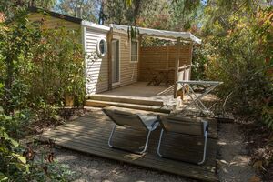 Mobile-home premium et nature Espace Confort transats