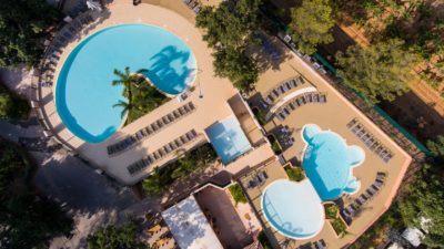 camping avec 4 piscines chauffées en plus du parc aquatique