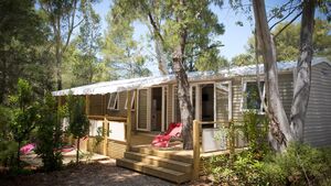 Mobile-home luxe très équipé en camping dans le Var