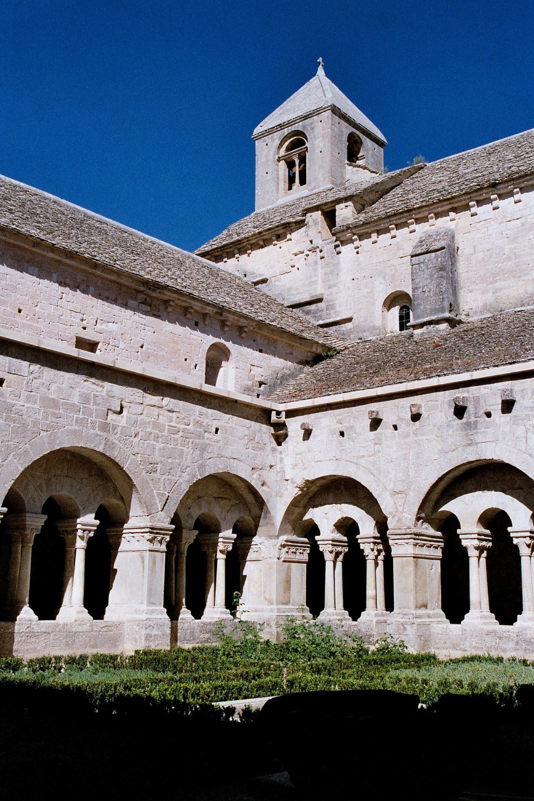 Tourisme à l'Abbaye de Sénanque Les Jardins de La