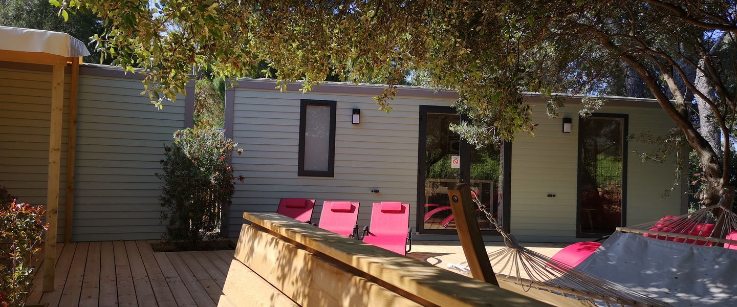 Vacances camping jusqu'à 10 personnes - Villa spa - plages d'Hyères