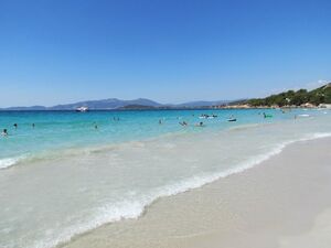 Porquerolles - du camping en bateau sur la côte d'Azur
