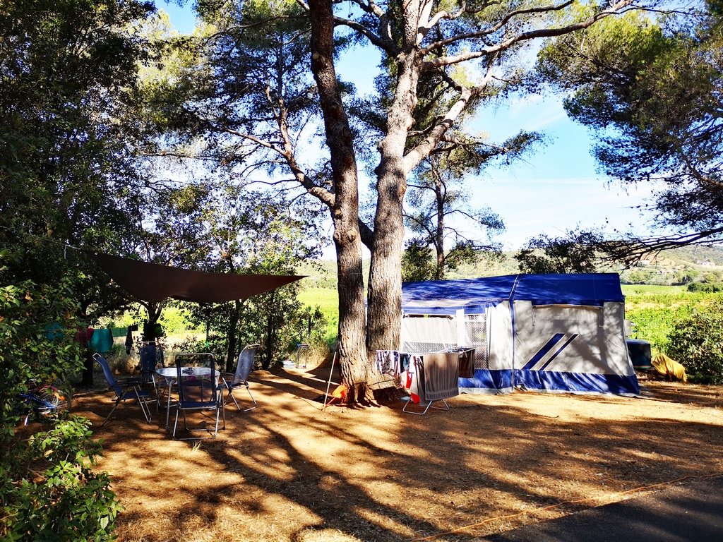 Promotion sur emplacement caravaning en camping Côte d'Azur