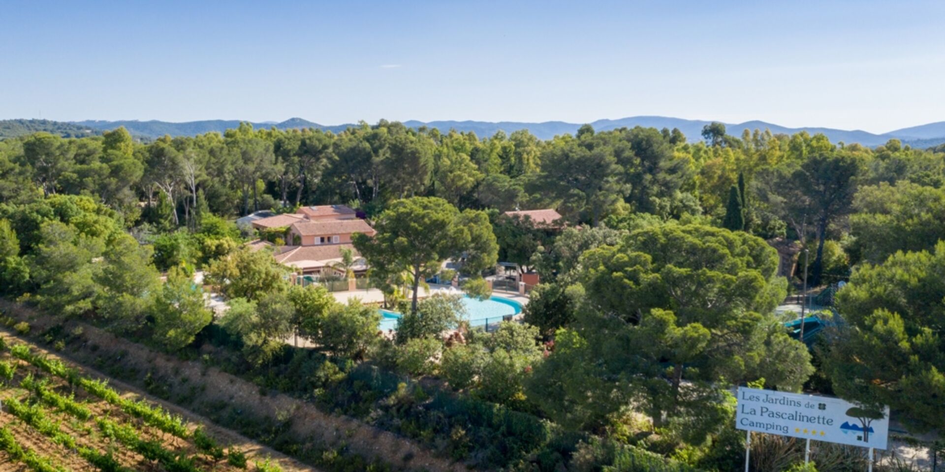 Camping du Var ombragé avec parc aquatique