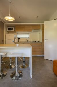La cuisine entièrement équipée de votre mobile-home Patio®