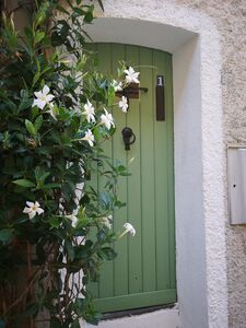 Porte à Grimaud dans le Var