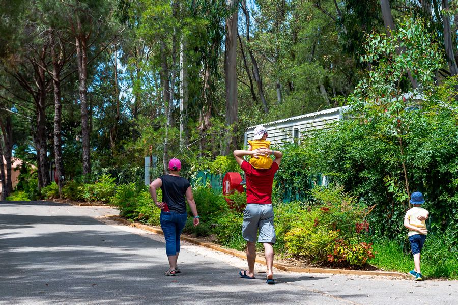 Camping familial à taille humaine dans le Var Camping familial dans le Var aux Jardins de La Pascalinette ®