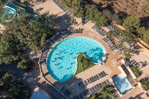 Parc aquatique géant en camping 4 étoiles dans le sud