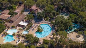 Parc aquatique géant en camping 4 étoiles dans le Var