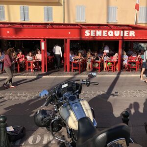 Cafés du port de Saint-Tropez