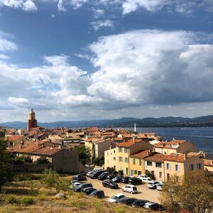 Camping pas cher près du village de Saint-Tropez