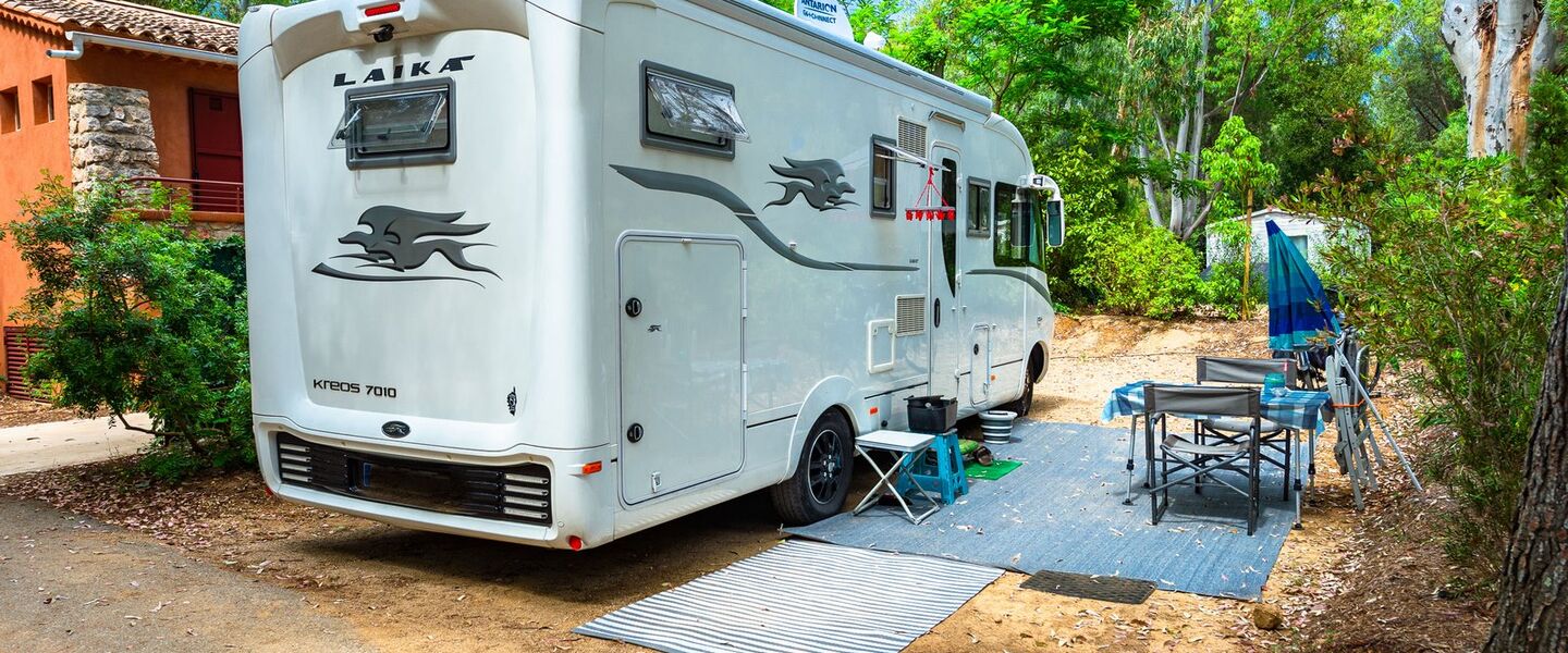 Emplacement caravane camping-car sur la Côte d'azur
