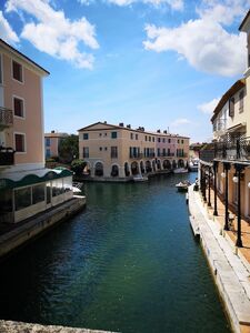 Visiter le Var Port-Grimaud