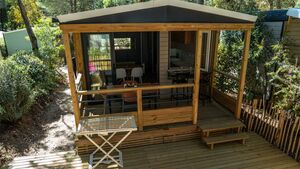 Terrasse couverte du mobile-home 4 personnes