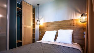 Chambres du mobile-home climatisées